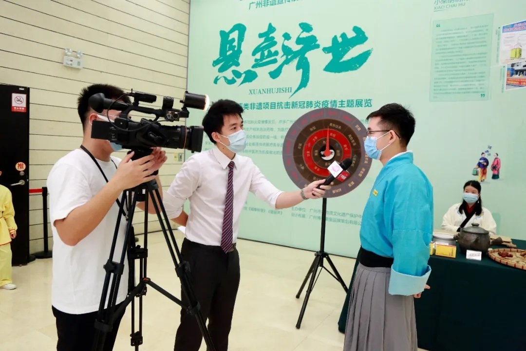 ���������������ۿ�����С���ֱ�������ɫ��