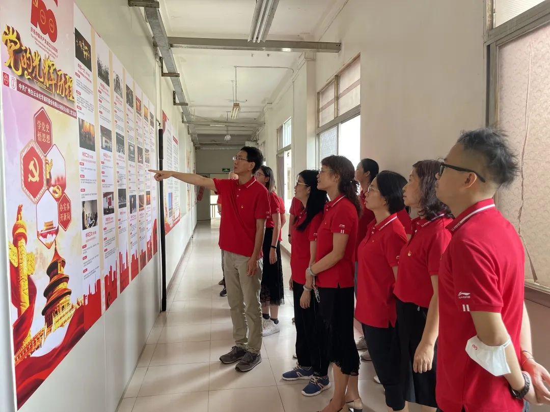 ����Ѥ�����������ᶷ�����ġ�������ɽά��������Ʒ��vic��˾������֧����չ��ף�й�����������100�������⵳�ջ