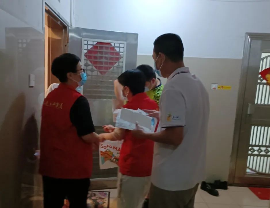 ���ر�ְ�������������ɽά��������Ʒ��vic��˾����ְԱս���ߡ���ʵ