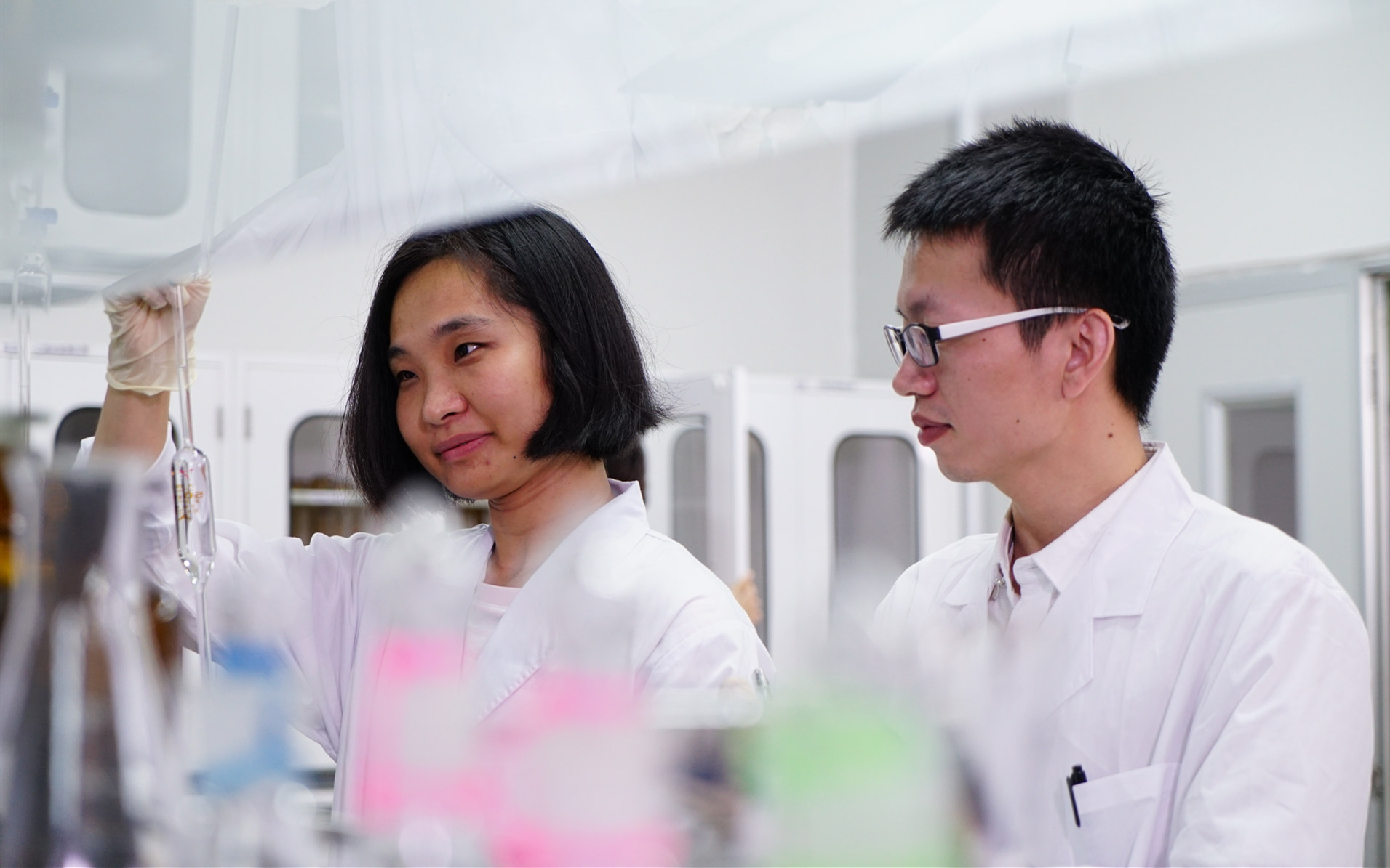 ά¶àÀûÑÇÀÏÆ·ÅÆvic(¼¯ÍÅ)¹Ù·½ÍøÕ¾